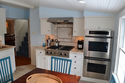 Siasconset, Sconset Nantucket vacation rental - Fully equipped kitchen, ready for you to prepare your meals