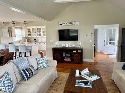Siasconset Nantucket vacation rental - Living Area & Electronics