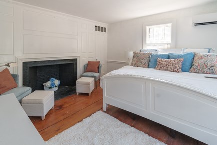 Nantucket town Nantucket vacation rental - First Floor Bedroom (King)