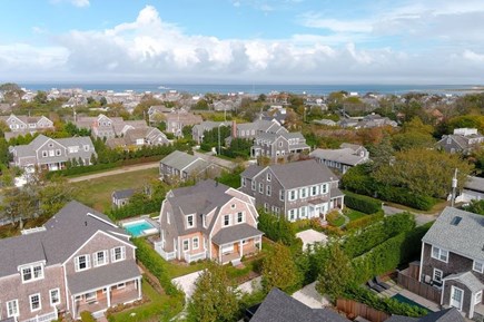 Nantucket town Nantucket vacation rental - Centrally located off Cliff Road. Parking for two.