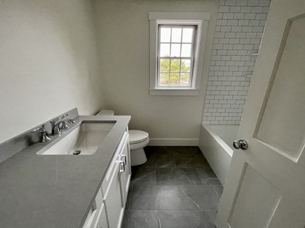 Surfside Nantucket vacation rental - 13 Gray Ave: 2nd floor bathroom with tub