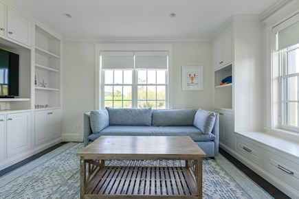 Madaket Nantucket vacation rental - Pullout queen couch in den
