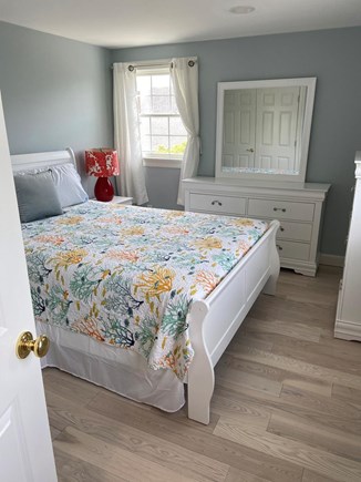Nantucket town, Nantucket Nantucket vacation rental - First bedroom. Queen size bed, dressers and closet.