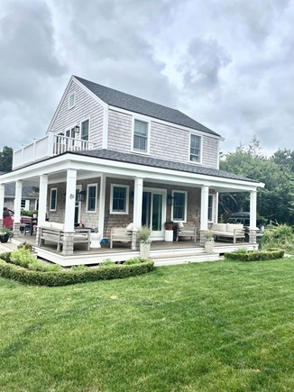 Cisco - Miacomet Nantucket vacation rental - Porch / front yard