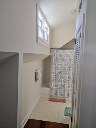 Nantucket town, Hapenny House Nantucket vacation rental - Five Penny: Walk-in Closet & entrance to en-suite bathroom.