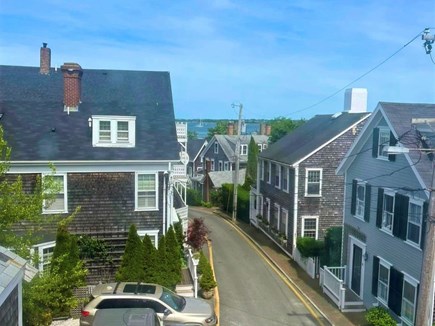 Nantucket town, Hapenny House Nantucket vacation rental - Harbor Views from Seven Penny! Watch your friends arrive by ferry