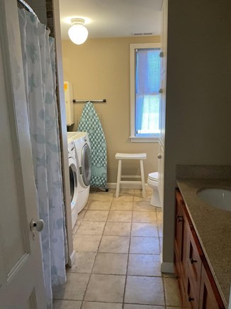 Mid-island, Nantucket Nantucket vacation rental - Large bathroom w/tub/shower, double sink