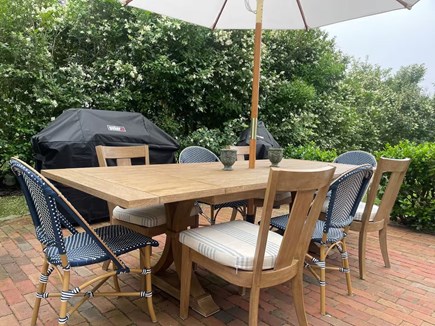 Mid-island Nantucket vacation rental - Dine alfresco on the back patio