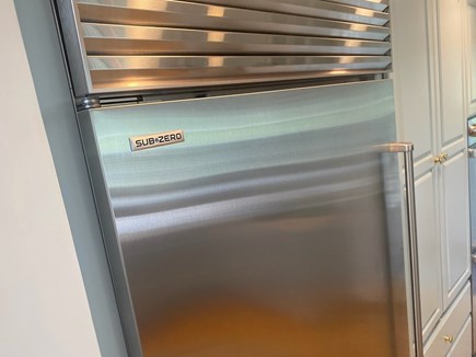 Mid-island Nantucket vacation rental - Sub-Zero fridge