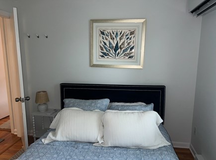 Nantucket town Nantucket vacation rental - Queen View 2
