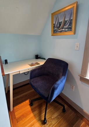 Mid-island, Nantucket Nantucket vacation rental - Space to work from home - second floor
