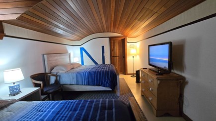 Mid-island, Nantucket Nantucket vacation rental - Lower level - two queen beds