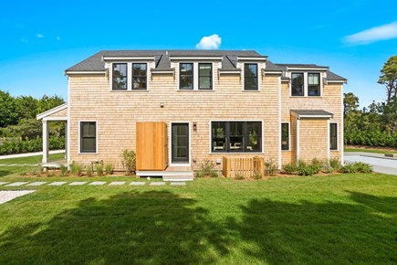 Mid-island Nantucket vacation rental - Outdoor shower