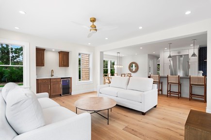 Mid-island Nantucket vacation rental - Living room