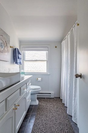 Nantucket town, Nantucket Nantucket vacation rental - 2nd floor bathroom with bathtub and shower