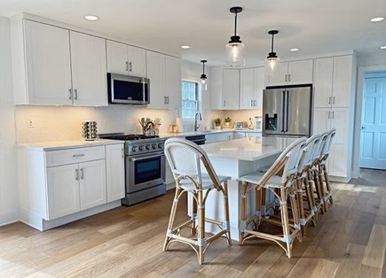 Nantucket town Nantucket vacation rental - Chef's kitchen with island that seats 5