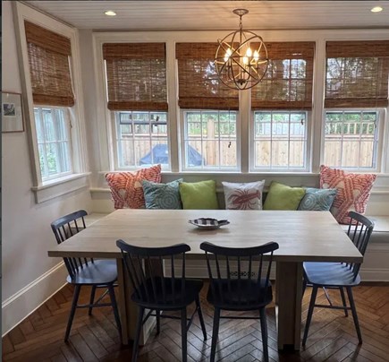 Nantucket town Nantucket vacation rental - Breakfast Nook