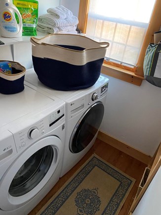 Mid-island Nantucket vacation rental - Laundry room