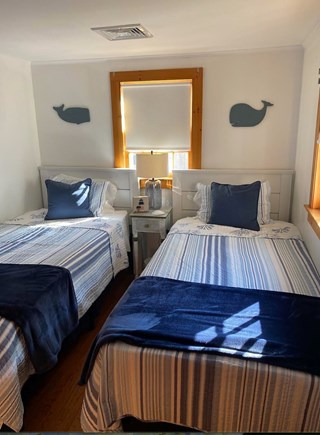 Mid-island Nantucket vacation rental - Twin room