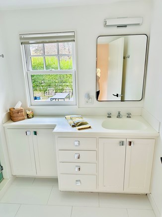 Mid-Island Nantucket vacation rental - First floor full bathroom with shower.