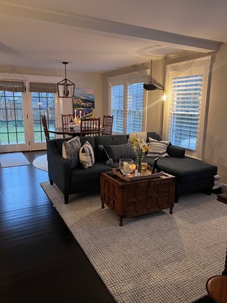 Mid-island Nantucket vacation rental - Living room