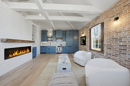 Nantucket town Nantucket vacation rental - Living room looking into kitchen