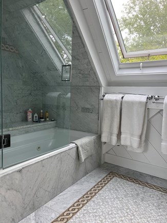 Surfside Nantucket vacation rental - Upstairs bathroom