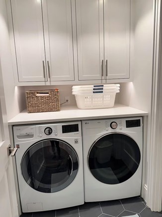 Dionis Nantucket vacation rental - Laundry