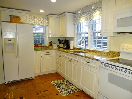 Nantucket town Nantucket vacation rental - Kitchen with hardwood floors